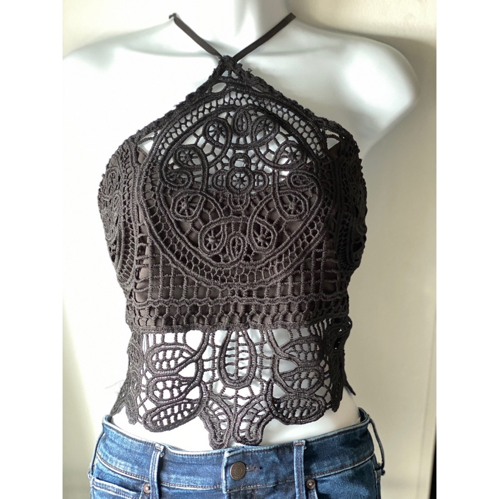 TOBI Bohemian Crochet Lace Halter Top